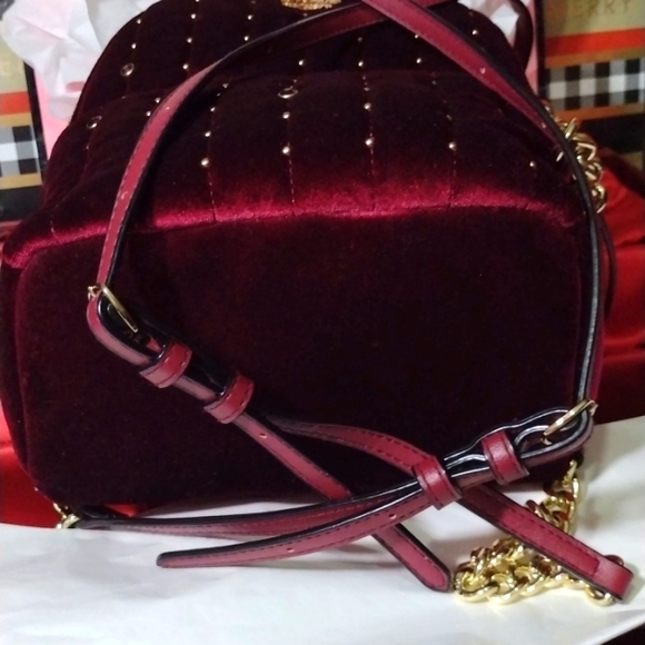 Victoria's Secret Burgundy Velvet Stud City Mini Backpack🎒Crossover Gold HW NWT - Picture 12 of 14